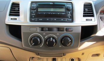 2013 – VIGO 4WD 2.5E MT DOUBLE CAB SILVER – 7236 full
