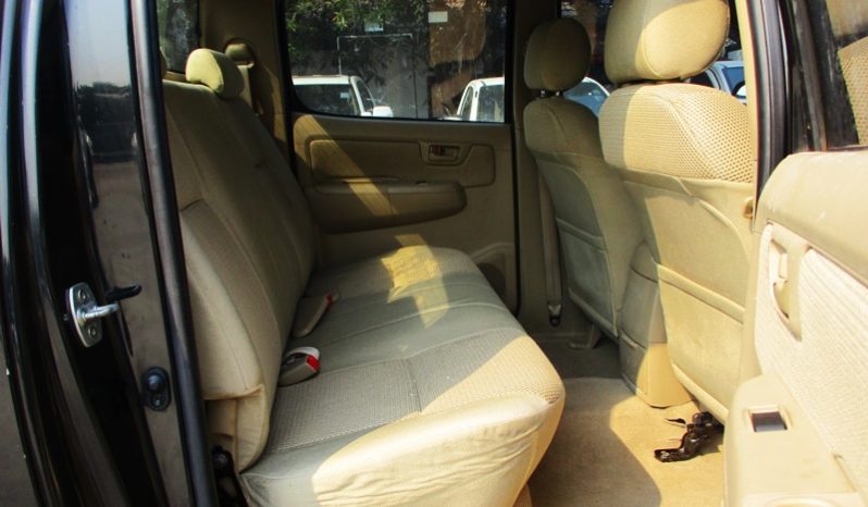 2010 – VIGO 4WD 2.5E MT DOUBLE CAB BLACK – 3049 full