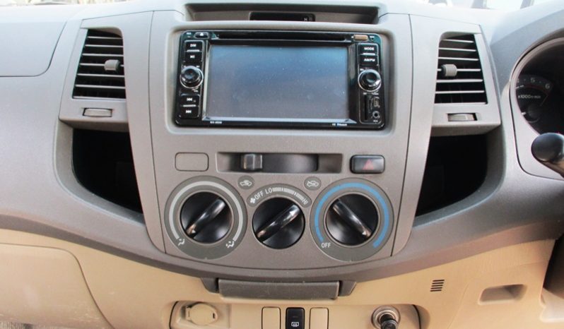 2010 – VIGO 4WD 2.5E MT DOUBLE CAB BLACK – 3049 full