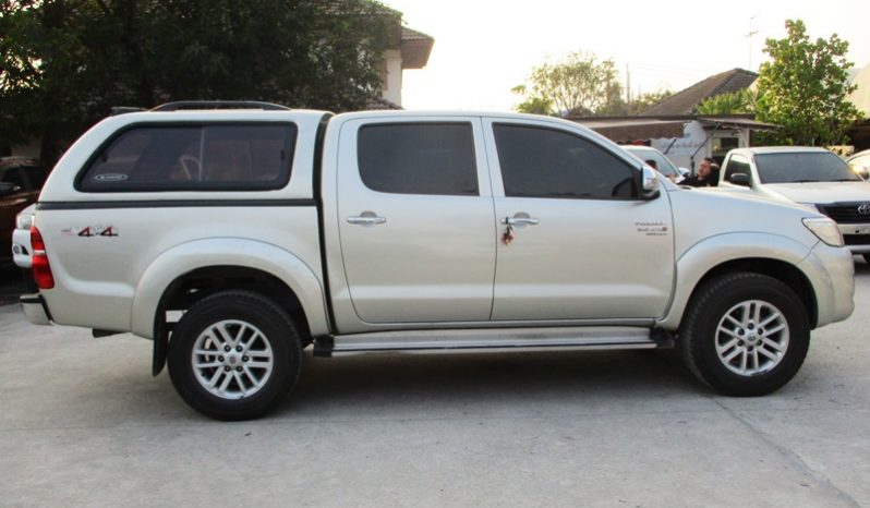 2013 – VIGO 4WD 3.0G MT DOUBLE CAB SILVER – 7236 full