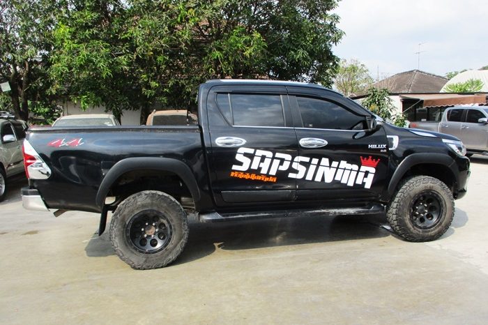 2015 – REVO 4WD 2.8G MT DOUBLE CAB BLACK – 2708 full
