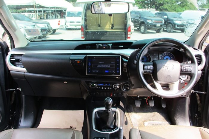 2015 – REVO 4WD 2.8G MT DOUBLE CAB BLACK – 2708 full