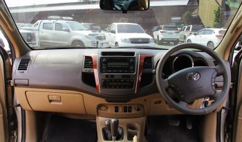 2010 – TOYOTA 4WD 3.0V AT FORTUNER SILVER – 9206 full
