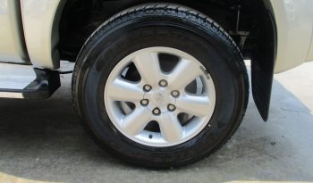 2010 – VIGO 4WD 3.0G AT DOUBLE CAB SILVER – 6258 full