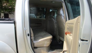 2010 – VIGO 4WD 3.0G AT DOUBLE CAB SILVER – 6258 full