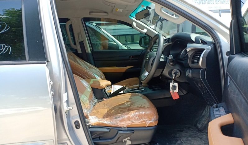 2015 – REVO 2WD 2.7E AT DOUBLE CAB SILVER – 2893 full
