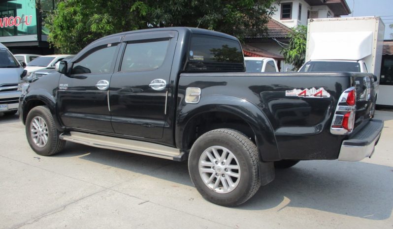 2013 – VIGO 4WD 3.0G AT DOUBLE CAB BLACK – 7737 full