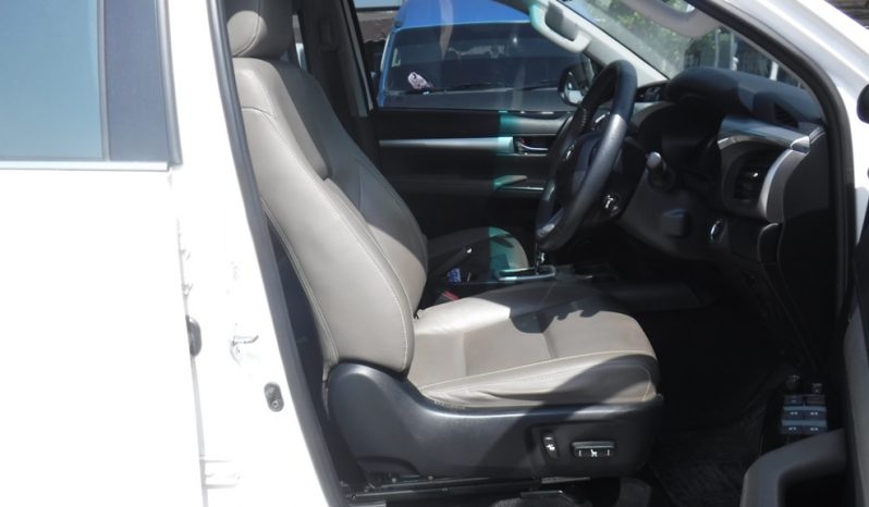2016 – REVO 4WD 2.8G AT DOUBLE CAB WHITE – 5907 full