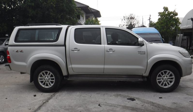 2013 – VIGO 4WD 3.0G MT DOUBLE CAB SILVER – 6713 full