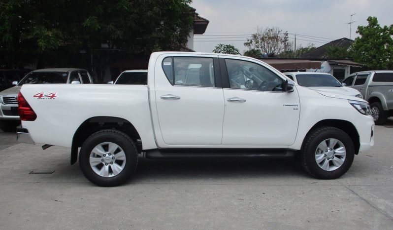 2019 – REVO 4WD 2.8G MT DOUBLE CAB WHITE – 7371 full