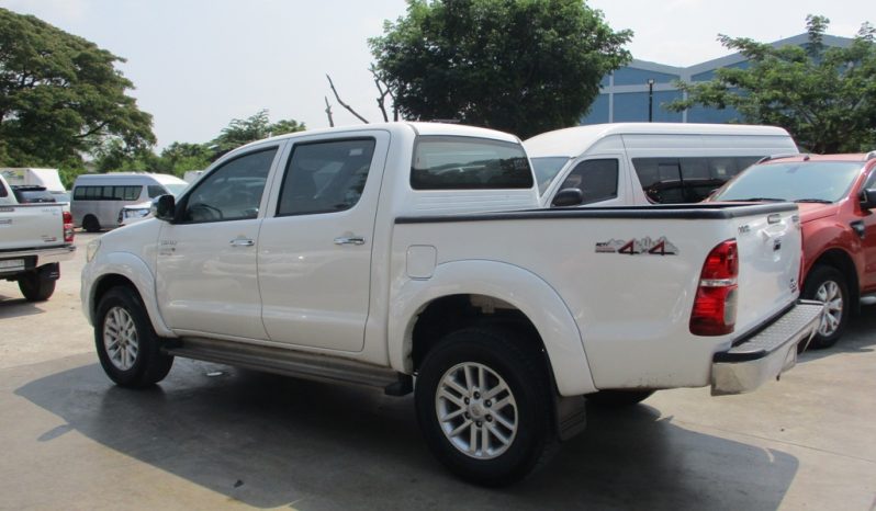 2015 – VIGO 4WD 3.0G AT DOUBLE CAB WHITE – 7914 full