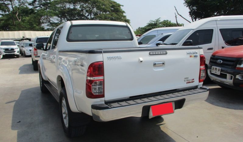 2015 – VIGO 4WD 3.0G AT DOUBLE CAB WHITE – 7914 full