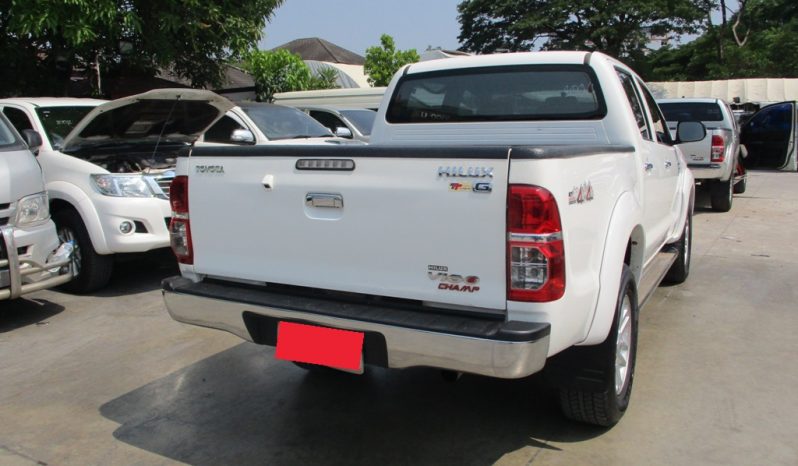 2015 – VIGO 4WD 3.0G AT DOUBLE CAB WHITE – 7914 full