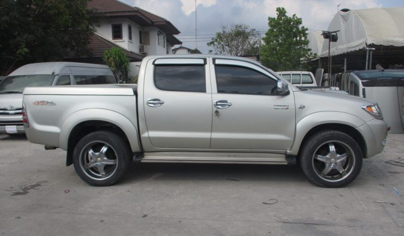 2006 – VIGO 4WD 3.0G AT DOUBLE CAB SILVER – 1947 full