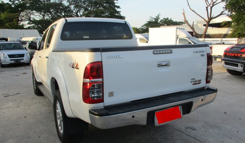 2014 – VIGO 4WD 2.5E MT DOUBLE CAB WHITE – 2749 full
