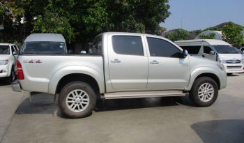 2015 – REVO 4WD 2.8G MT DOUBLE CAB SILVER – 6170 full