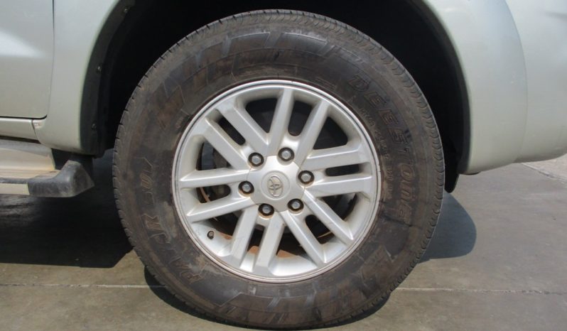 2015 – REVO 4WD 2.8G MT DOUBLE CAB SILVER – 6170 full