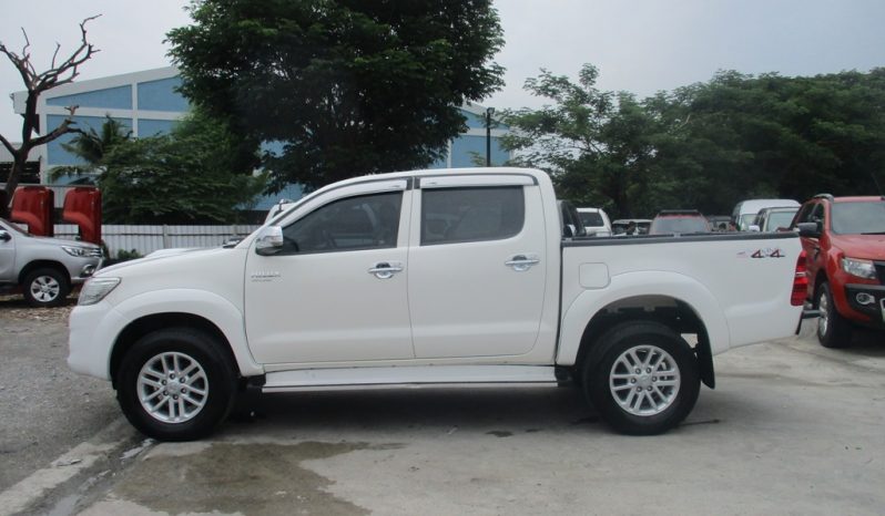 2014 – VIGO 4WD 2.5E MT DOUBLE CAB WHITE – 9160 full