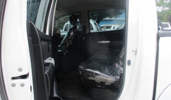 2014 – VIGO 4WD 2.5E MT DOUBLE CAB WHITE – 9160 full