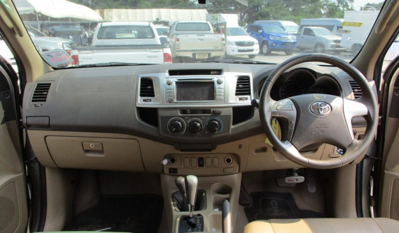 2015 – REVO 4WD 2.8G MT DOUBLE CAB SILVER – 6170 full