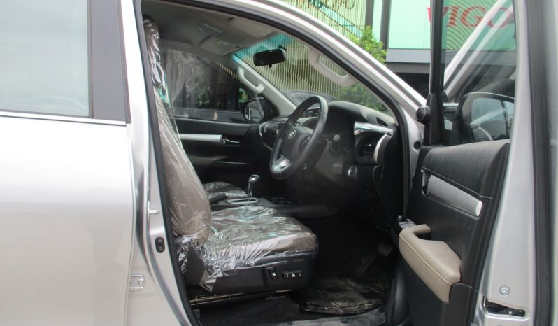 2016 – REVO 4WD 2.8G AT DOUBLE CAB SILVER – 5881 full