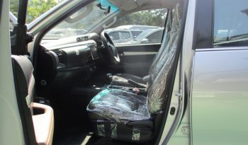 2016 – REVO 4WD 2.8G AT DOUBLE CAB SILVER – 5874 full