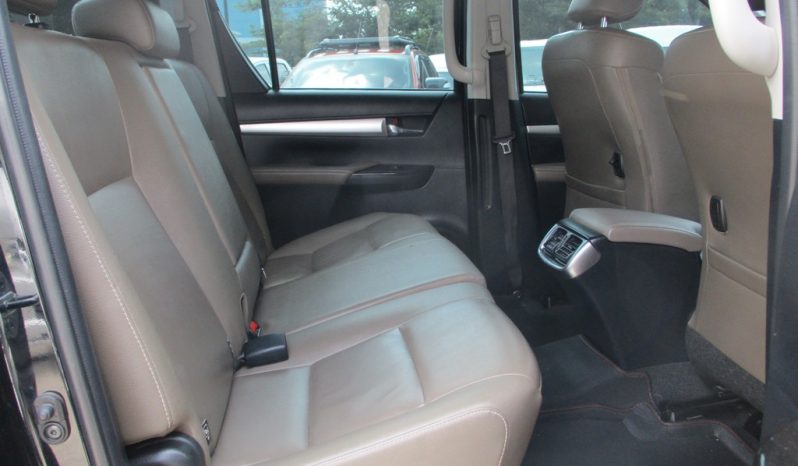 2015 – REVO 4WD 2.8G AT DOUBLE CAB BLACK – 751 full