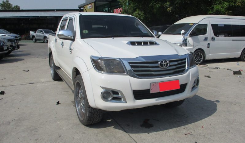 2013 – VIGO 4WD 3.0G AT DOUBLE CAB WHITE – 1249 full