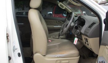 2013 – VIGO 4WD 3.0G AT DOUBLE CAB WHITE – 2020 full
