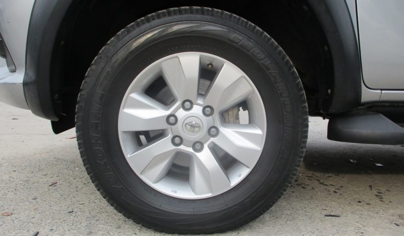 2015 – REVO 4WD 2.8G AT DOUBLE CAB SILVER – 4080 full