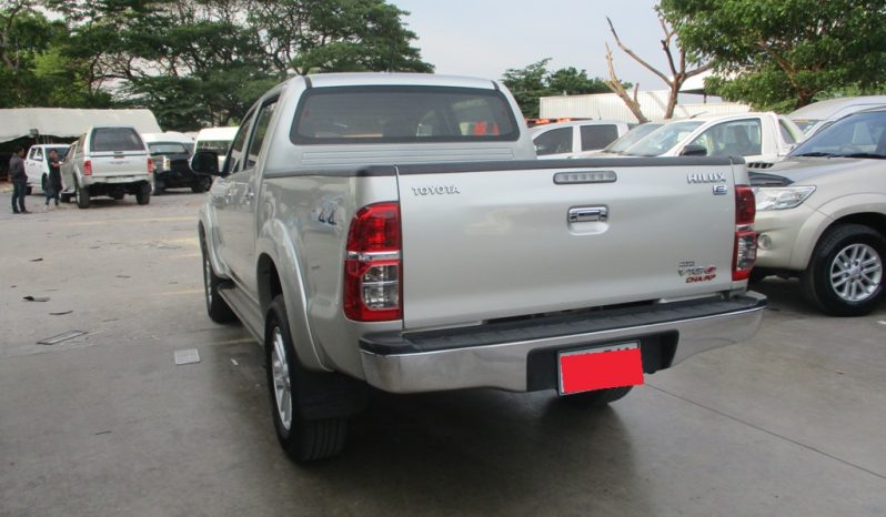 2013 – VIGO 4WD 2.5E MT DOUBLE CAB SILVER – 540 full