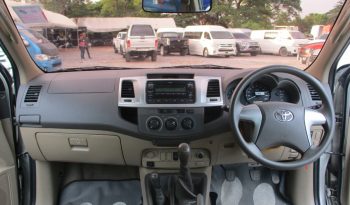 2013 – VIGO 4WD 2.5E MT DOUBLE CAB SILVER – 540 full