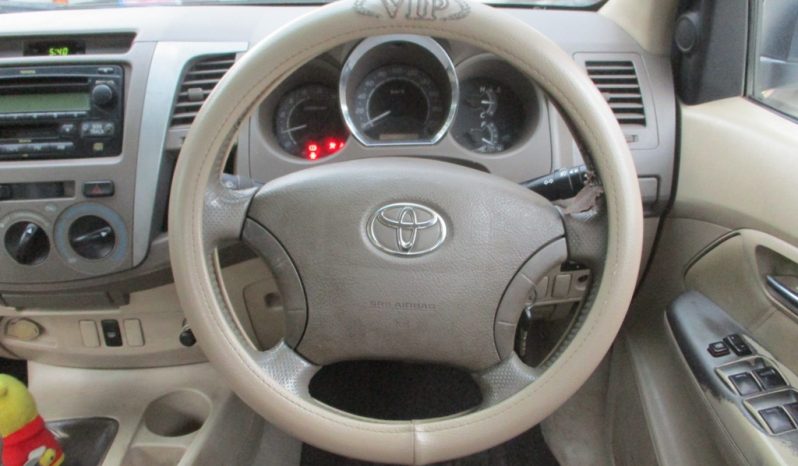2007 – VIGO 4WD 3.0G AT DOUBLE CAB WHITE – 928 full