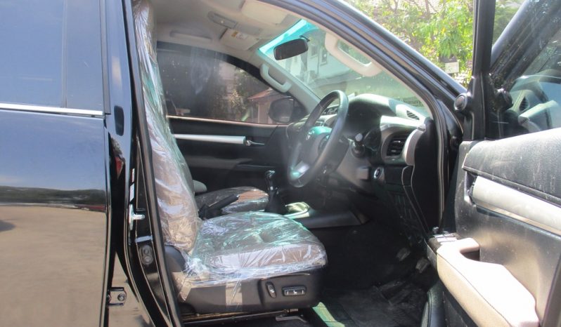 2015 – REVO 4WD 2.8G MT DOUBLE CAB BLACK – 2708 full