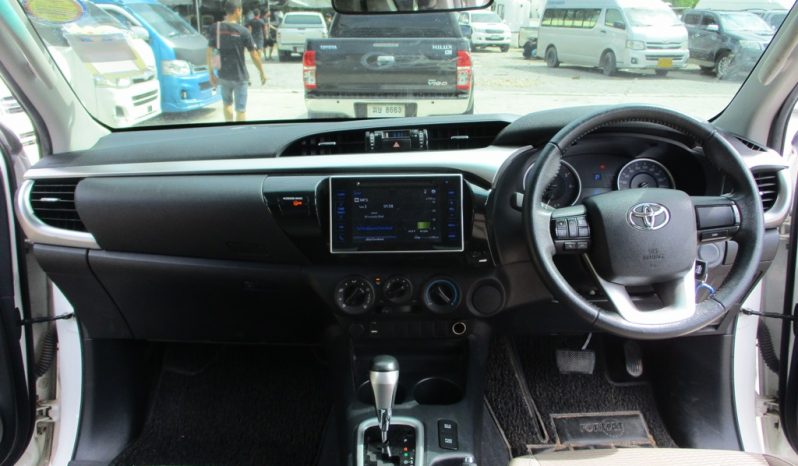 2016 – REVO 2WD 2.4E AT SMART CAB WHITE – 6086 full
